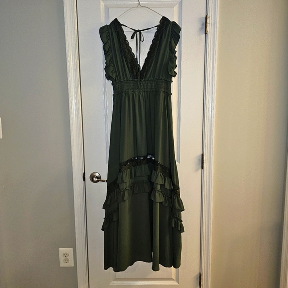 Jasmine Ruffle Maxi Dress - Picture 3 of 3